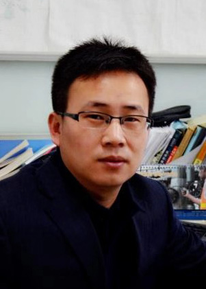 杨俊